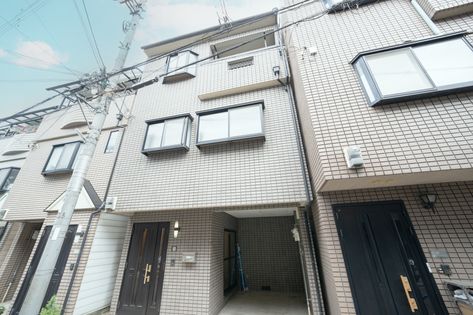 大阪府東大阪市長栄寺 外観