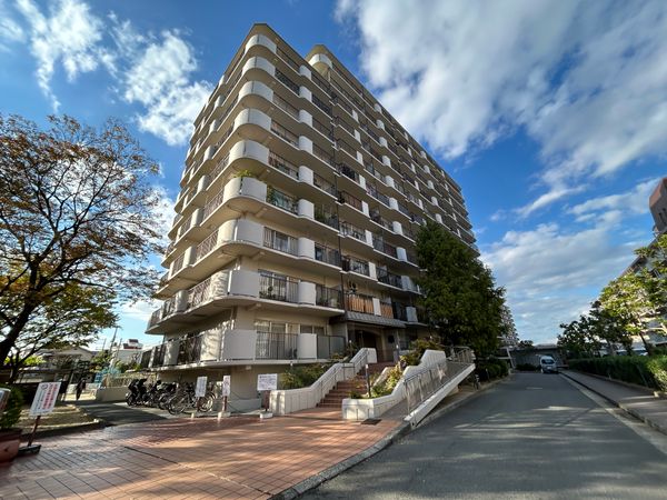 小阪パークハイツ 弍号棟 外観