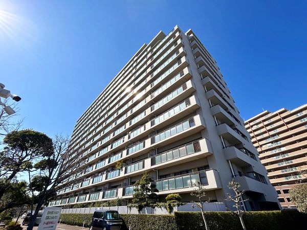 ファミールハイツ八尾 B棟 外観