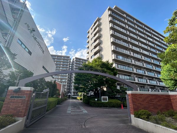 ファミールハイツ八尾 A棟 外観 ファミールハイツ八尾 A棟 外観