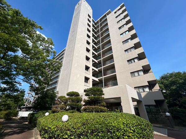 ファミールハイツ八尾 A棟 外観 ファミールハイツ八尾 A棟 外観