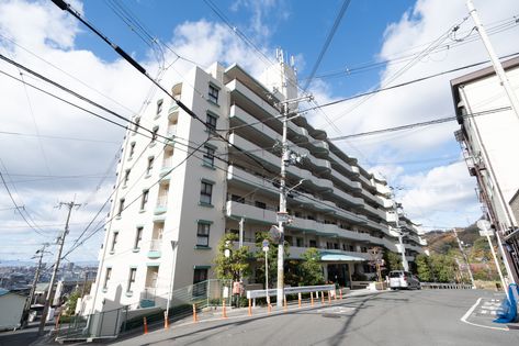 ディオフェルティ石切 外観