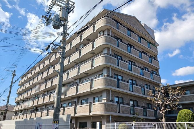 リエラ八尾本町 外観