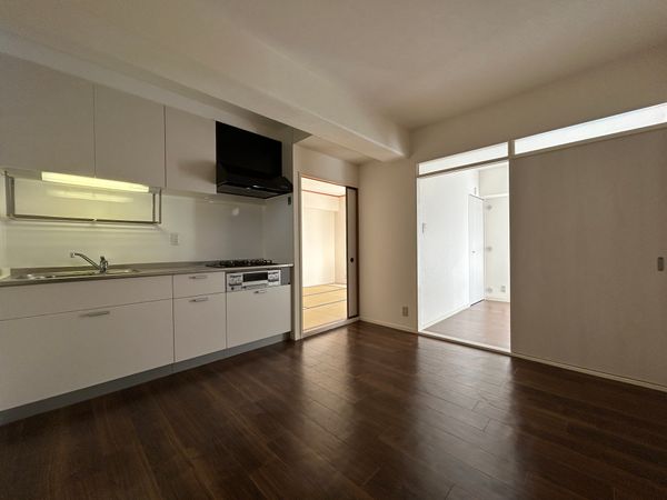 シャルム小阪1番館 リビング