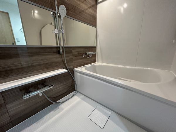 ディオフェルティ石切 バス