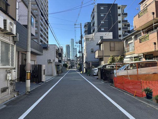 阿倍野区天王寺町南3丁目 前面道路含む外観