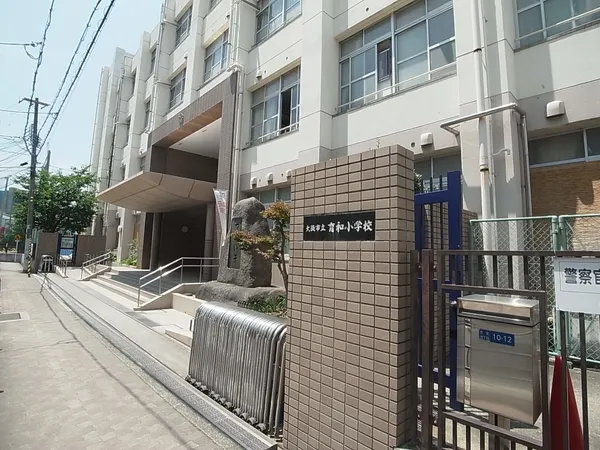 徒歩14分。