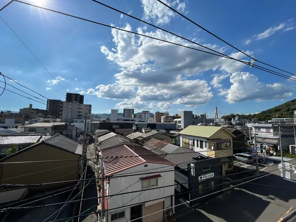 ルーフバルコニーからの眺望（西側を望む）