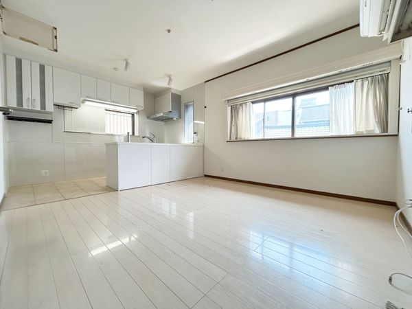 大阪市阿倍野区共立通1丁目 リビング