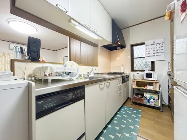 キッチン※室内写真の家具・照明等の調度類は価格に含まれません。
