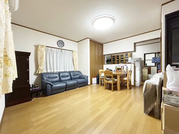 LDK※室内写真の家具・照明等の調度類は価格に含まれません。