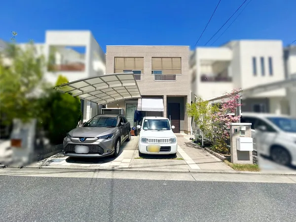 平成27年6月建築の物件です。