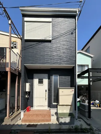 外観写真令和元年8月築です。