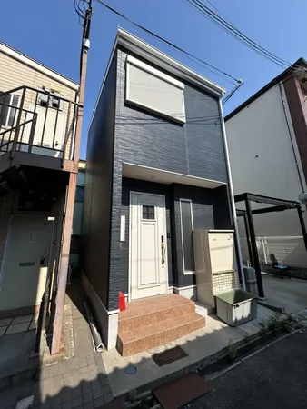 外観写真令和元年8月築です。