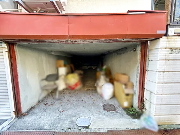 車庫（高さ約1500ｍｍ　幅約2670ｍｍ）