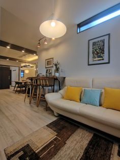 大阪市西成区松3丁目 リビング