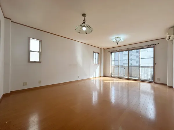 リビングダイニング