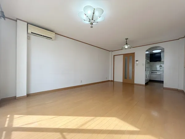 リビングダイニング