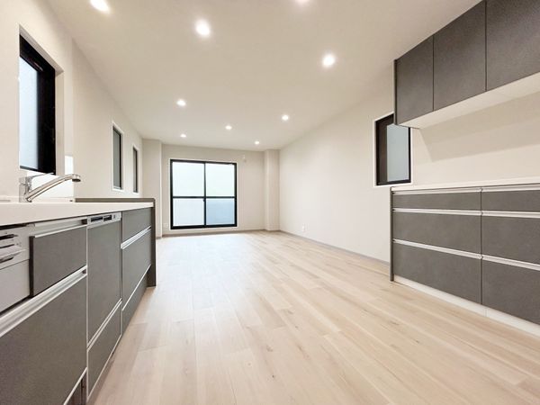 住之江区東加賀屋3丁目 中古戸建 リビング