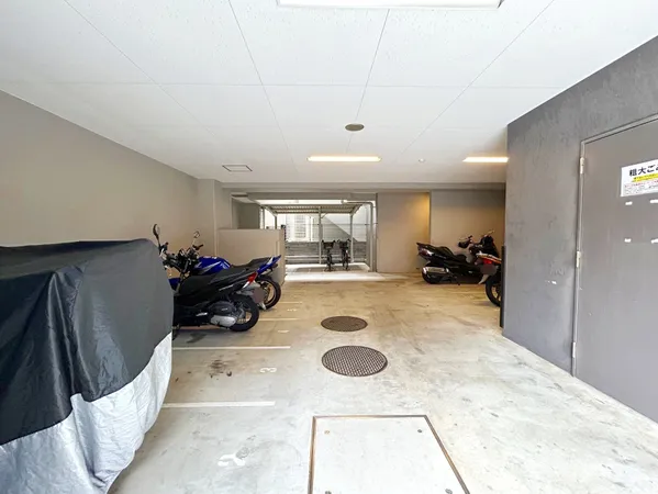 バイク置場