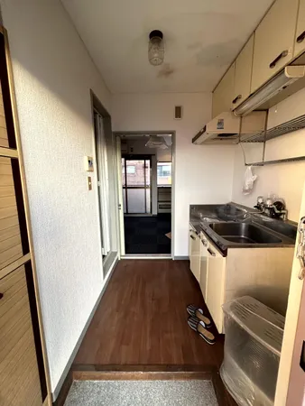 ２階東側部屋キッチン　　　　　　　　　　　　