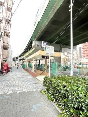 徒歩2分。