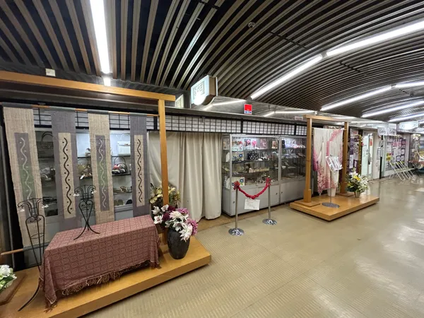 店舗前
