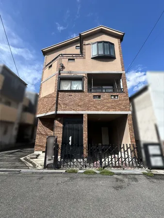 こちらが外観でございます。
