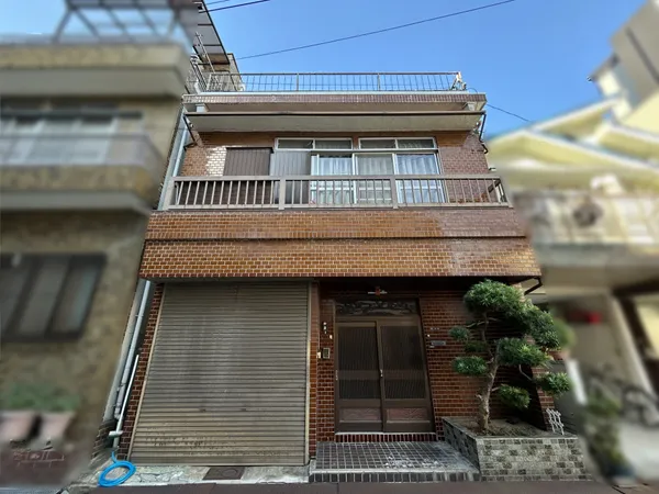 こちらが外観でございます。