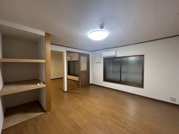 洋室（2F南西側）