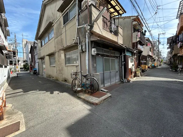 物件外観でございます。（北西側）