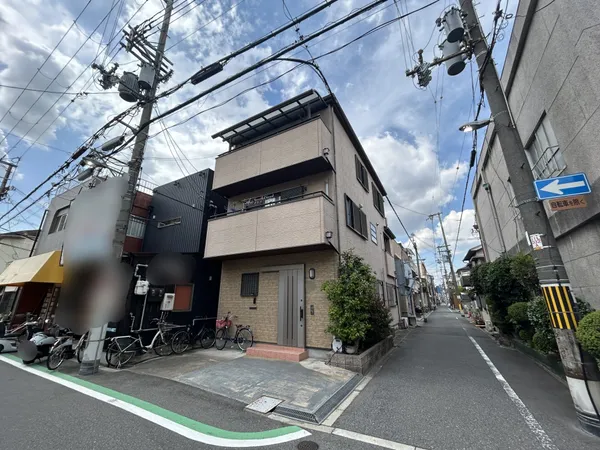 コリアンタウンまで徒歩80ｍ！