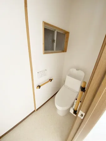 こちらが2階トイレでございます。
