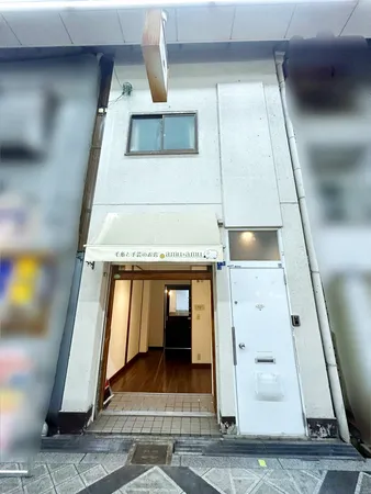 空堀商店街に面しております