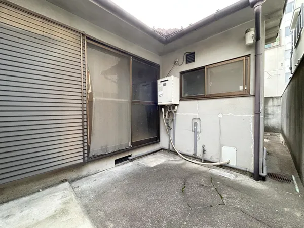 敷地南東側付近