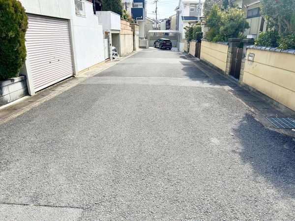 伏見区深草大亀谷大山町 前面道路含む外観 伏見区深草大亀谷大山町 前面道路含む外観
