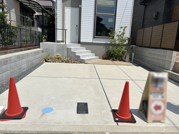 城陽市寺田市ノ久保 中古一戸建 駐車場