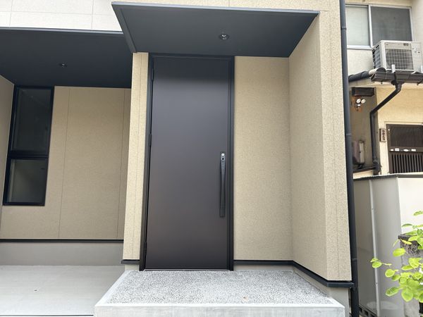 城陽市平川長筬 中古一戸建 玄関 城陽市平川長筬 中古一戸建 玄関