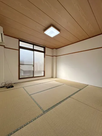 2階西側和室