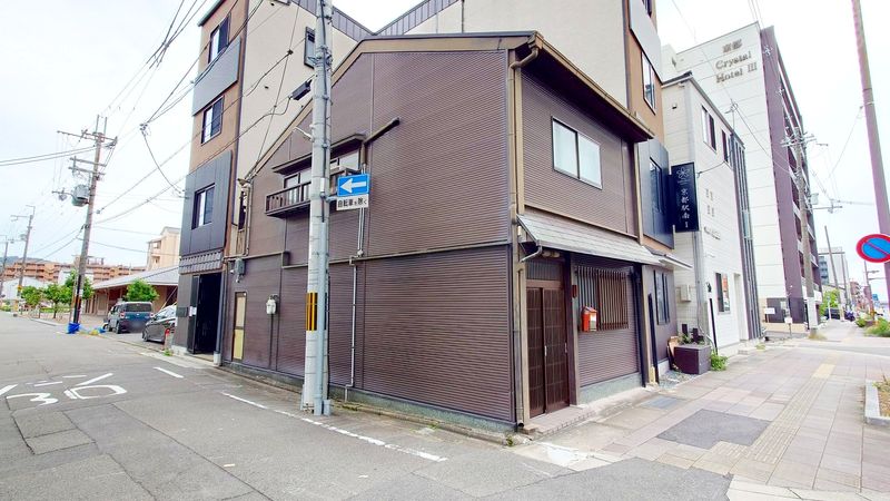 南区東九条東岩本町 中古一戸建 外観 南区東九条東岩本町 中古一戸建 外観