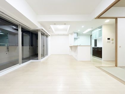 リーデンススクエア宇治伊勢田 リビング