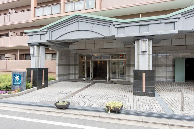 パデシオン丹波橋 エントランス