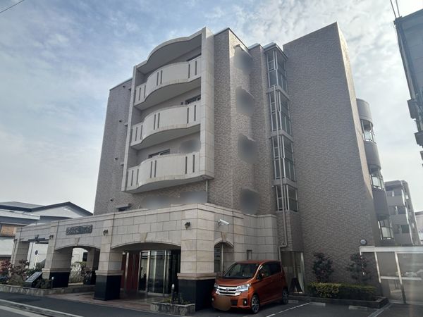 グローバル淀 外観