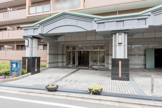 パデシオン丹波橋 エントランス