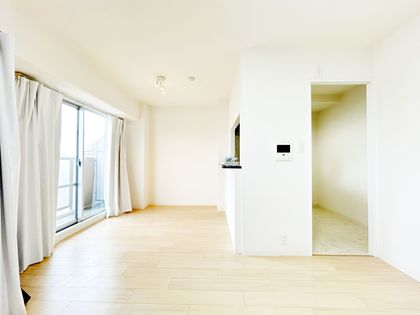 アドリーム伏見 リビング