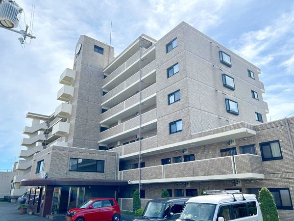 グラン・ドマーレ久津川 外観 グラン・ドマーレ久津川 外観