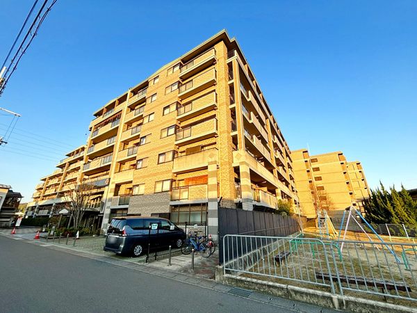 パデシオン桃山南 外観 パデシオン桃山南 外観
