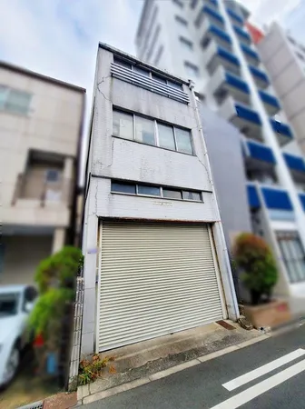 敷地面積　約６４.４５平米（約１９.４坪）※建物は解体予定