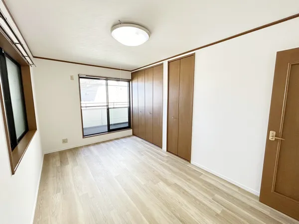 洋室（約7.6帖）