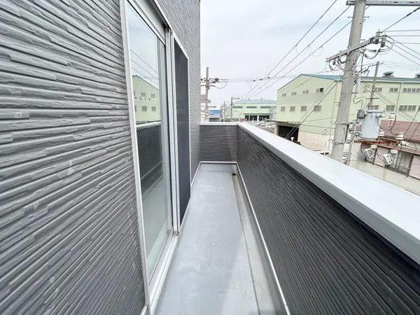 ３Fバルコニー